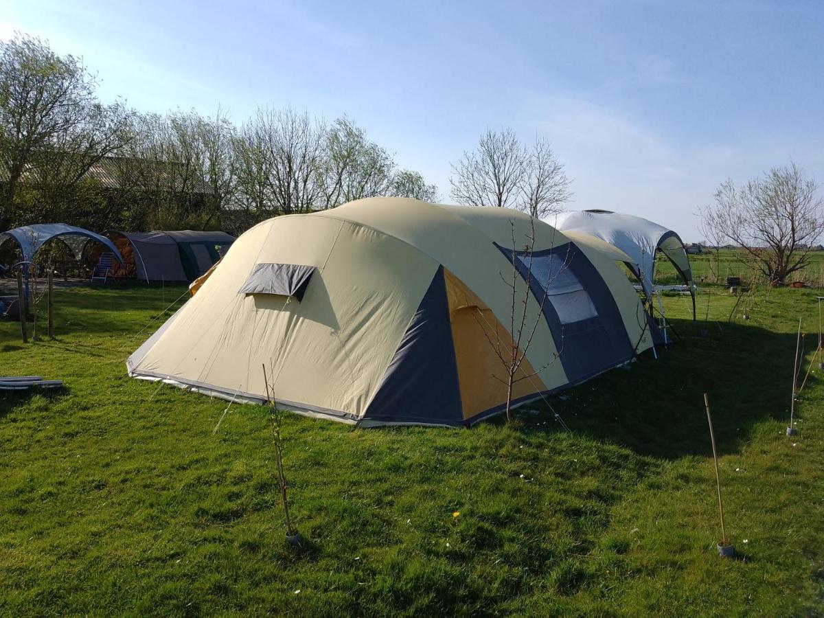 Familietent Sotterum, Ingericht Kornwerd Exterior foto